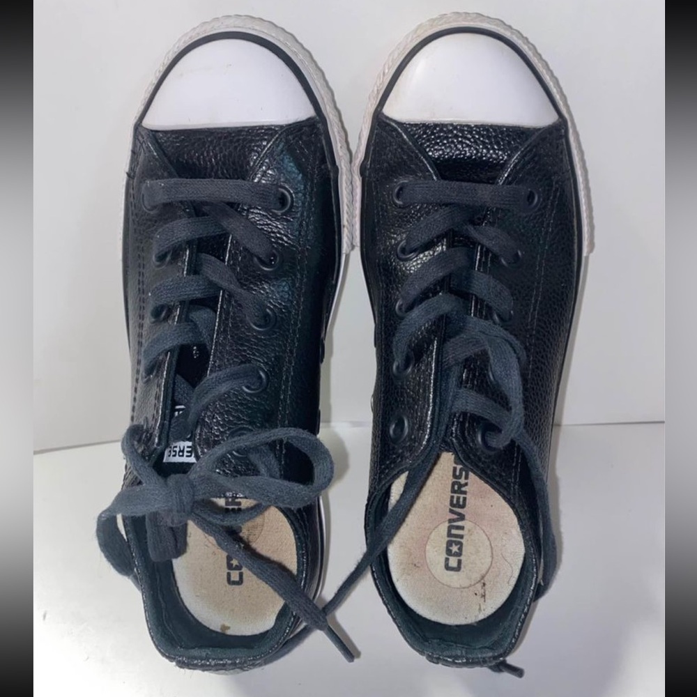 Sz 1 YOUTH CONVERSE SNEAKERS PEBBLE LEATHER BLACK COLOR